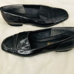 Mags snakeskin and leather loafers like new!
